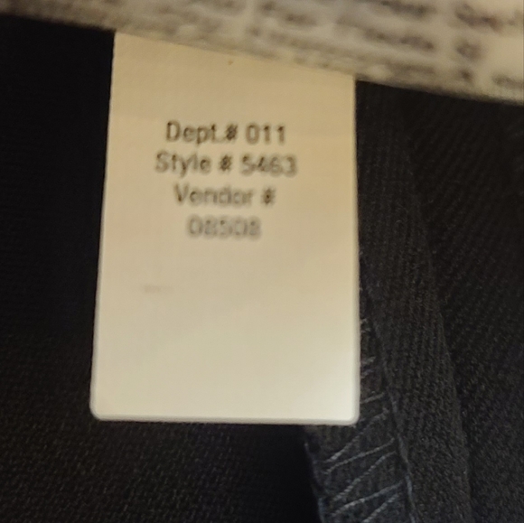 EUC ☆ Eddie Bauer Black Knee Length Pannelled Flared Skirt Size 4 - Picture 8 of 8